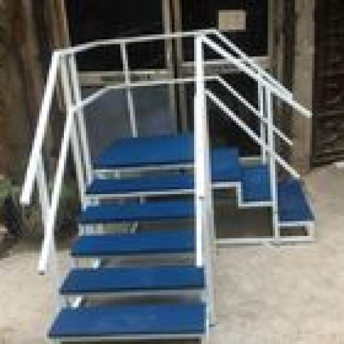 Staircase corner metallic model