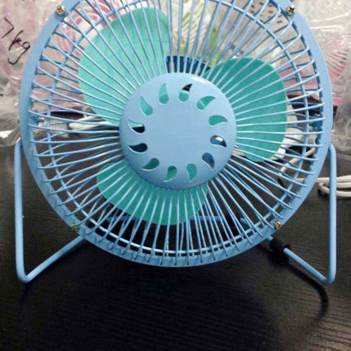 4/6 inch usb mini fan with different colors