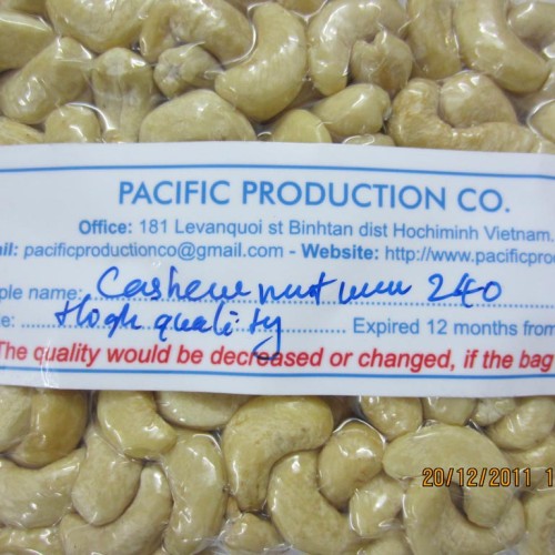 Cashew nuts without shell
