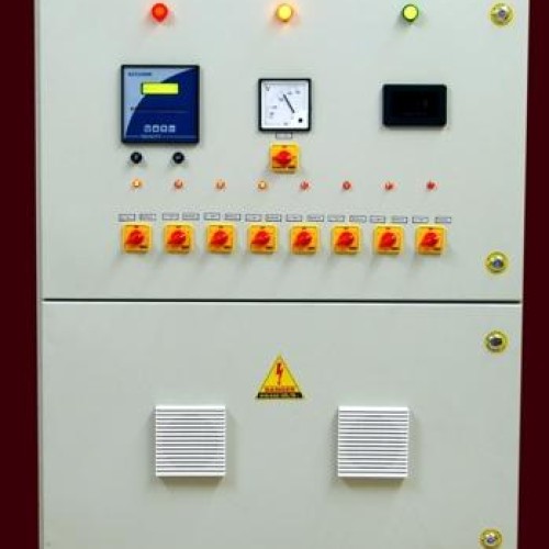 Automatic power factor correction