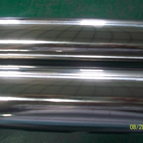 Welded round steel pipes