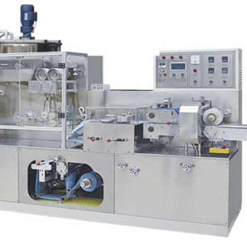 Full automatic single piece package wet tissue machine