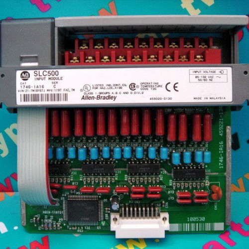 Allen bradley 1746-no4i output module analog 4point slc500