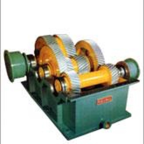 Double stage roughing mill gear box