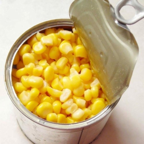 Canned sweet corn (cream style)