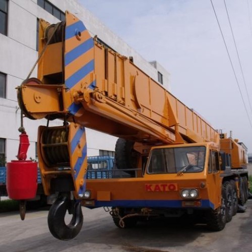 Used kato truck crane 100 ton nk1000