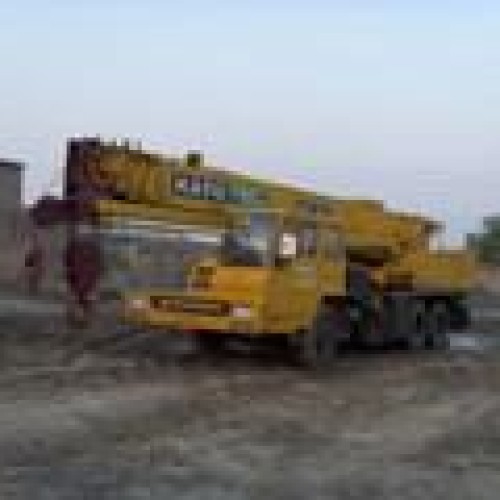 Used kato 25 ton nk250e crane
