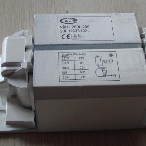 Magnetic ballast for hid lamp 