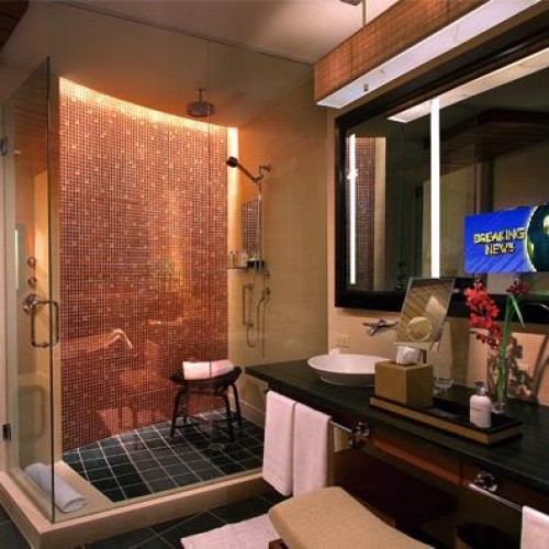 Hotel mirror tv