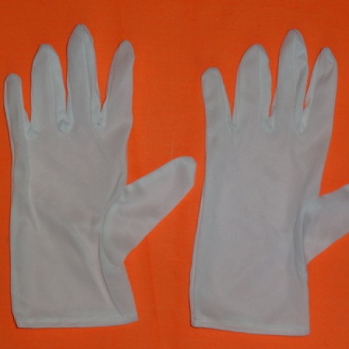 Nylon hand gloves