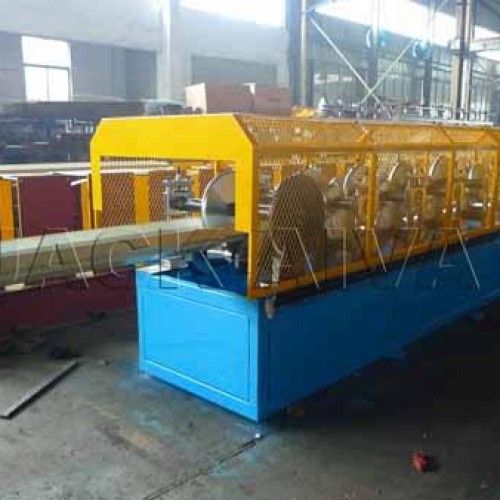 Ridge rollforming machine