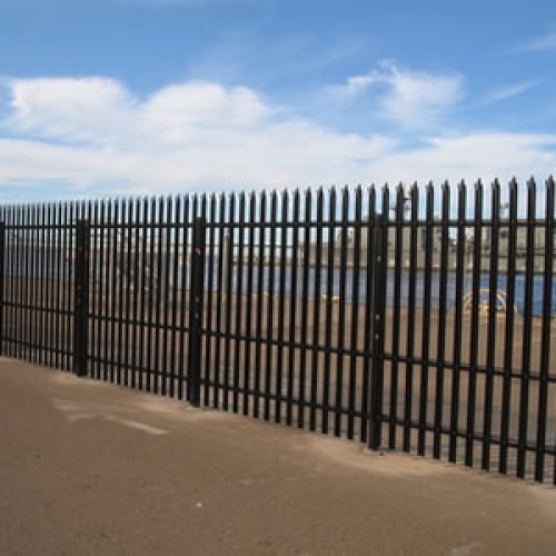 Palisade fence