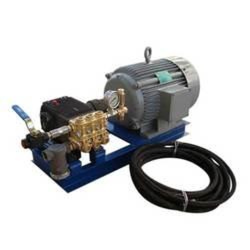 Hydrostatic pressure test pump