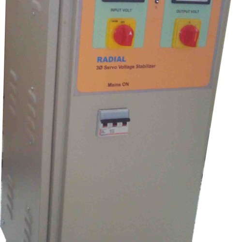 Servo controlled voltage stabilizer