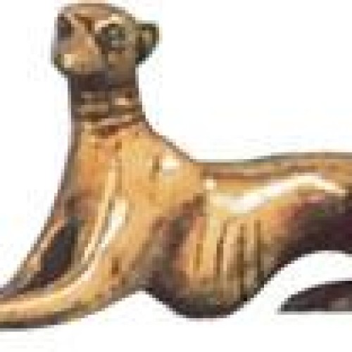 DOG D.M. DITTING statue