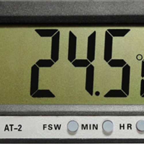 Digital thermometer