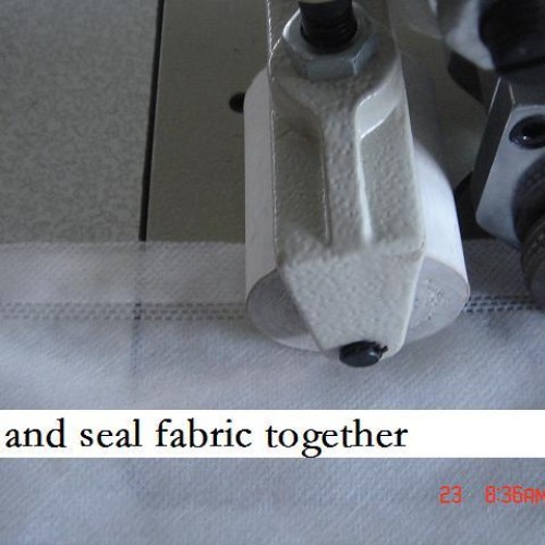 Ultrasonic sealing macine