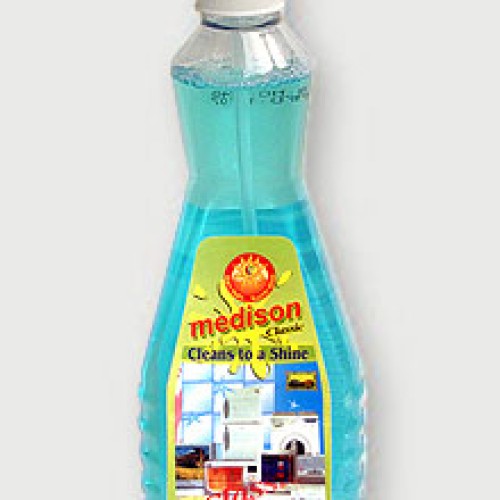 Perfumed glass cleaner