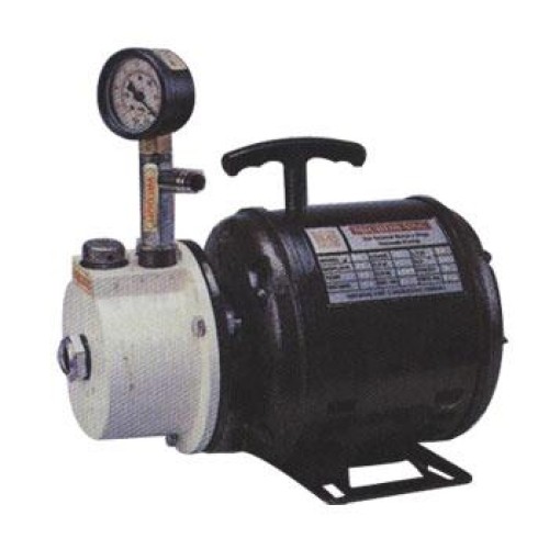 Mono block vacuum pump