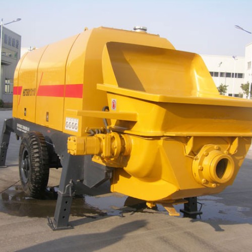 Trailer diesel engine concrete pump