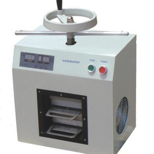 Electric creasing machine