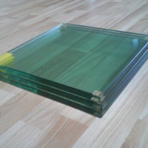 Laminated glass