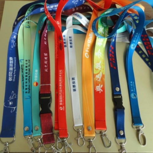 Heat transfer printed lanyard