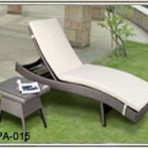 Rattan sofa bed