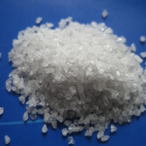 White aluminium oxide