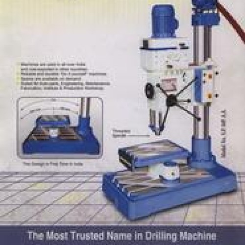 Radial type pillar drilling machine