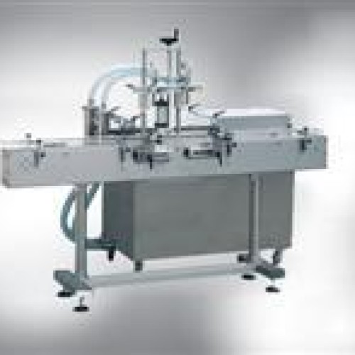 Linear type liquid filling machine