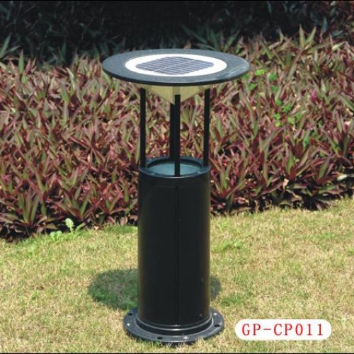 Solar lawn light