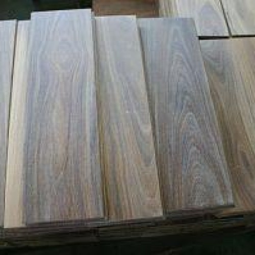 Solid wood flooring