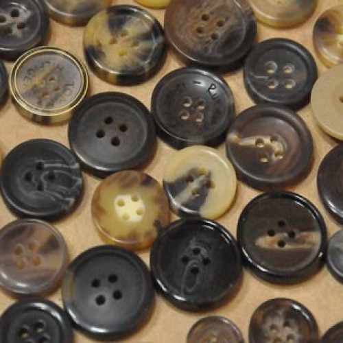 Imitation horn/corozo buttons