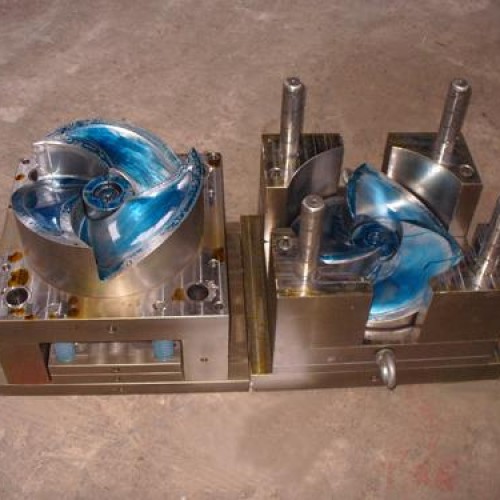 Fan blade mould