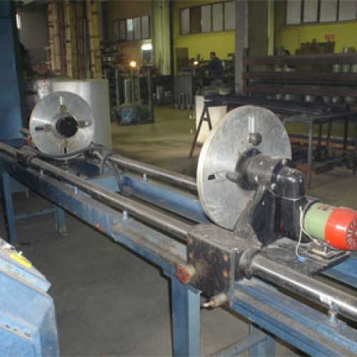 Universal screen gluer 