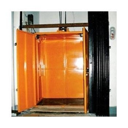 Goods lift / cage lift