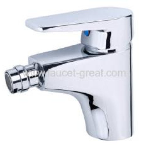 Single lever bidet taps