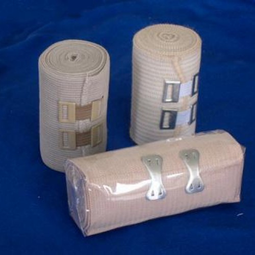 Elastic bandage with rubber