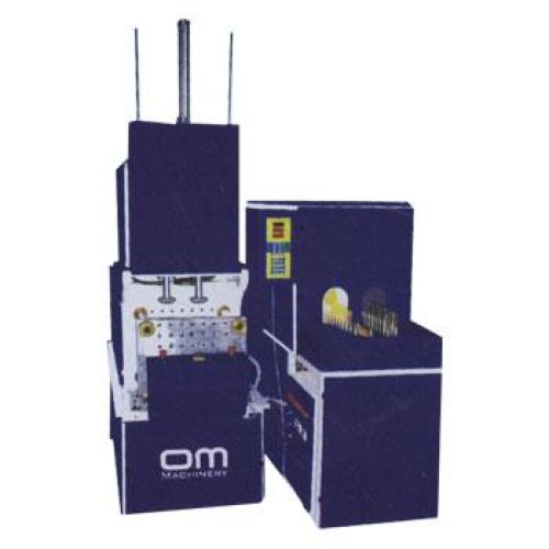 Semi automatic pet preform stretch blow molding machine