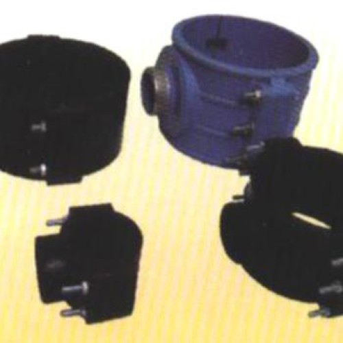 Service saddles/connection clamps