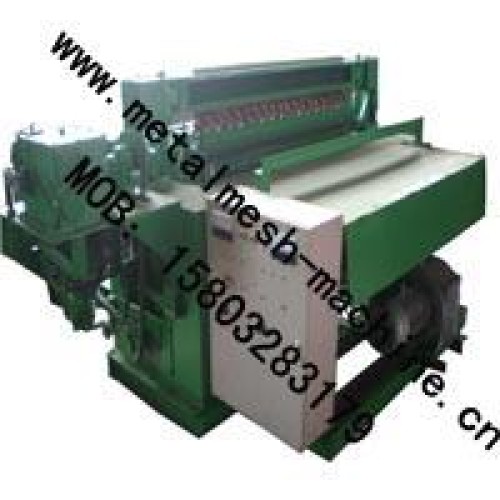 Welded wire mesh machine