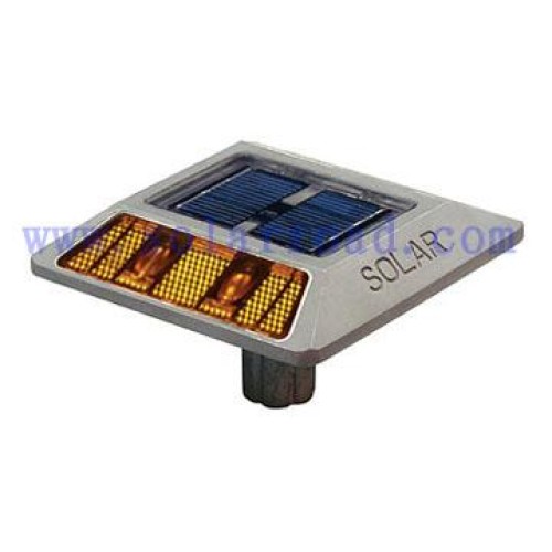 Solar road stud