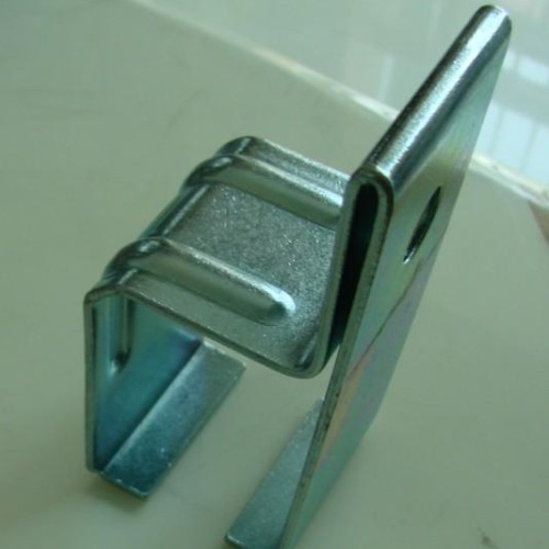 Door bracket