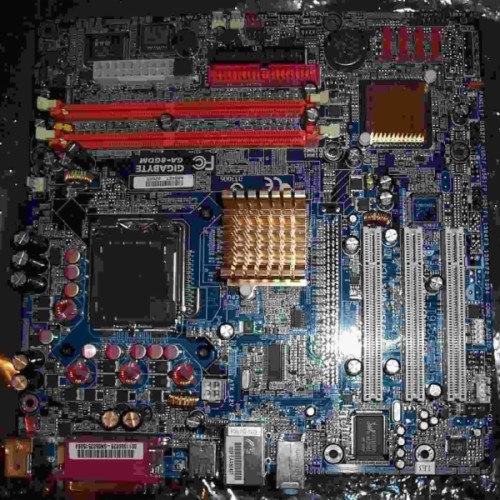 Computer motherboard