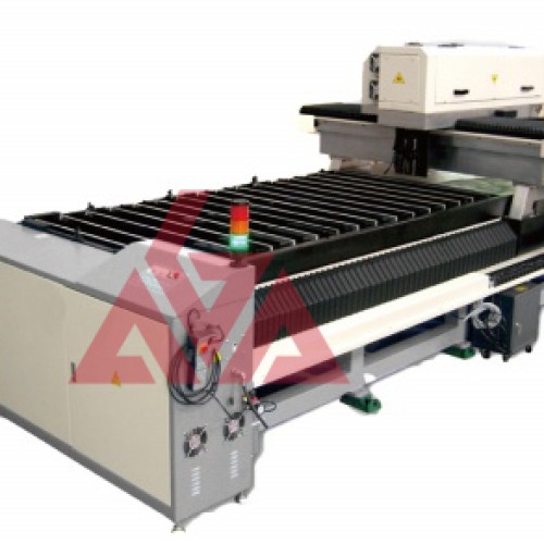 laser cutting machine