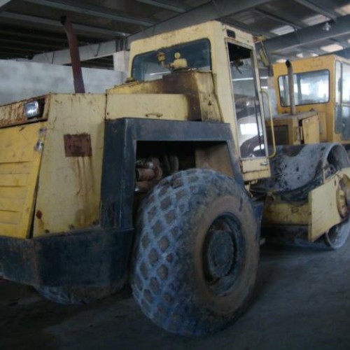 Sell used bomrg road roller 217