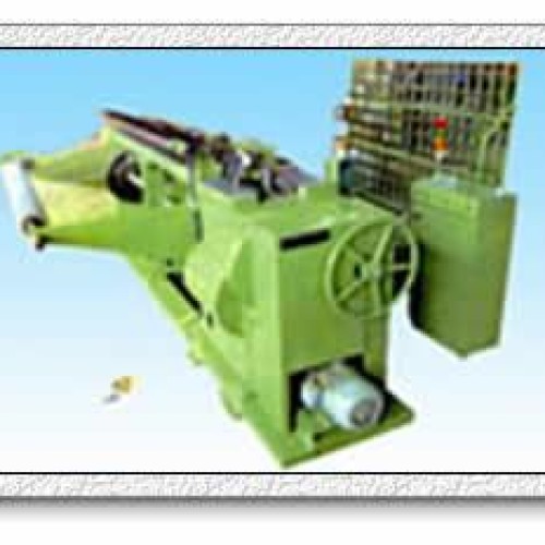 Hexagonal wire netting machine