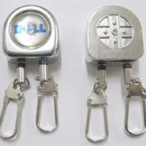 Metal retractor