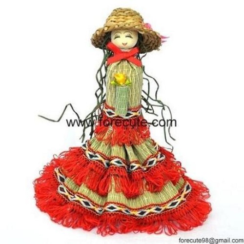 Straw barbie dolls used as decorative items, home decorations, souvenir